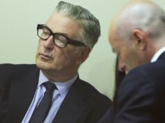 Processo civil contra Alec Baldwin, produtores de filmes de ‘Rust’ avançam em direção a um julgamento Processo civil contra Alec Baldwin, produtores de filmes de 'Rust' avançam em direção a um julgamento
