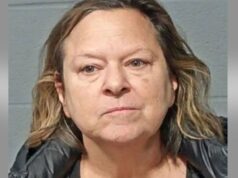 Professor de pré-escola supostamente arrastou aluno e o deixou sozinho no corredor Departamento do Xerife do Condado de Pamela Mitchell McLennan