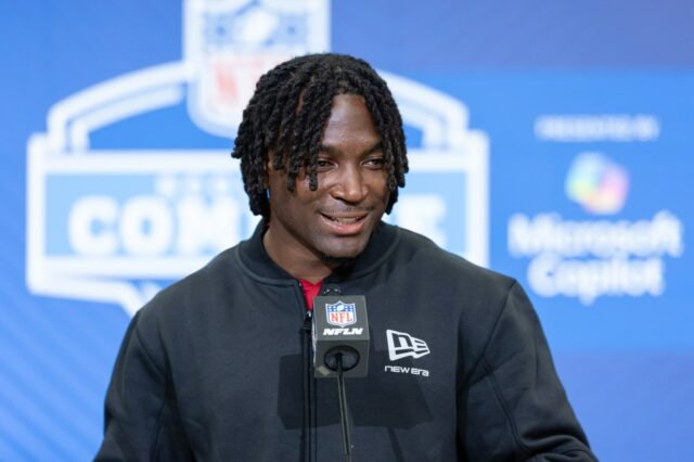 D'Angelo Ponds #5, Fernando Mendoza #15, and Roman Hemby #1.