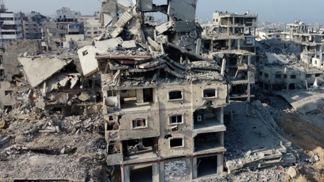 Qual é a conta para reconstruir Gaza e quem pagará?
