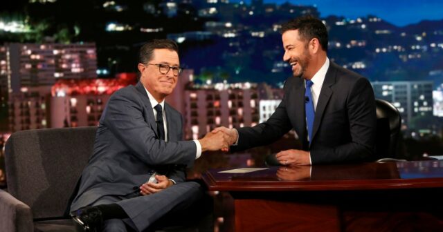Qual programa está substituindo o ‘Late Show’ de Stephen Colbert Qual programa está substituindo o ‘Late Show’ de Stephen Colbert após o último episódio?