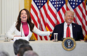 ‘Qualquer um deveria entrar em pânico’: Chefe da Agricultura admite que os agricultores estão ferrados 'Qualquer um deveria entrar em pânico': Chefe da Agricultura admite que os agricultores estão ferrados