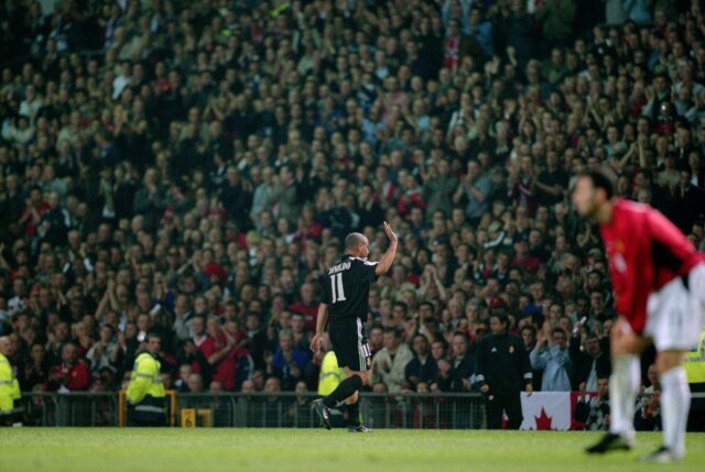 Quando Old Trafford se curvou para Ronaldo
