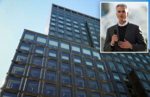 Quantos funcionários da ABC News serão demitidos no banho de sangue da Disney? Josh D'Amaro, presidente da Walt Disney Parks and Resorts, falando na D23 Brasil.