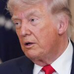 Donald Trump se tornou o primeiro presidente dos EUA em exercício a comparecer a uma audiência na Suprema Corte.