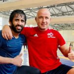 Quatro treinadores estrangeiros prepararão lutadores indianos para os Jogos Asiáticos e Olimpíadas