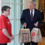 Quem é Sharon Simmons? Trump diz que 'DoorDash Grandma' é apoiadora