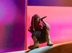 Quem foi a ‘One Less Lonely Girl’ de Justin Bieber durante o segundo set do Coachella? Os melhores trajes de celebridades no Coachella 2026: vestido amarelo deslizante de Hailey Bieber e muito mais