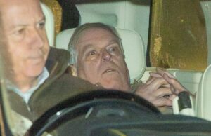 Quem o escândalo do ex-príncipe Andrew mais prejudicou – e quem saiu ileso Quem o escândalo do ex-príncipe Andrew mais prejudicou - e quem saiu ileso