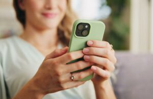 Querida Abby: Acho que minha amiga casada está tentando roubar meu namorado Querida Abby: Acho que minha amiga casada está tentando roubar meu namorado