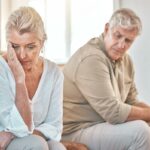 Querida Abby: Meu namorado se recusa a trabalhar ou largar as drogas - agora estou presa em pagar a hipoteca dele