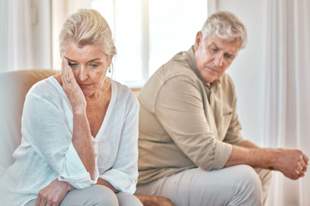 Querida Abby: Meu namorado se recusa a trabalhar ou largar as drogas - agora estou presa em pagar a hipoteca dele
