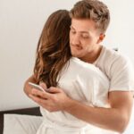 Querida Abby: O marido da minha amiga está fazendo sexo com outras mulheres paralelamente