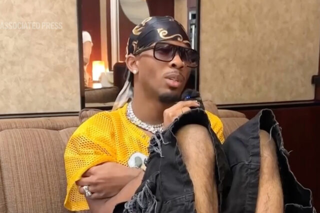 Rapper D4vd acusado de assassinato de menina de 14 anos
