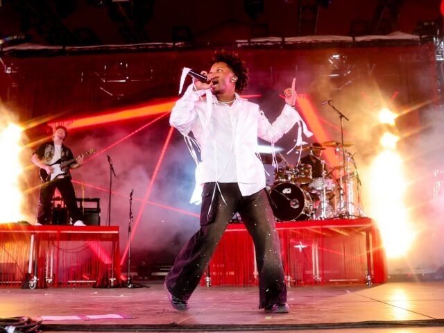 Rapper d4vd preso sob suspeita de assassinar uma menina de 14 anos
