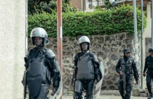 Rebeldes da RDC e do M23 pretendem acordo de monitorização da paz na Suíça Rebeldes da RDC e do M23 pretendem acordo de monitorização da paz na Suíça
