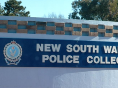 Recruta policial feminina de NSW supostamente agredida sexualmente por colega do sexo masculino Recruta policial feminina de NSW supostamente agredida sexualmente por colega do sexo masculino