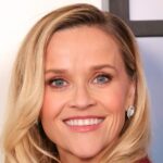 Reese Witherspoon dobra ao dizer às mulheres para aprenderem IA: os empregos que mantemos têm “três vezes mais probabilidade de serem automatizados pela IA”
