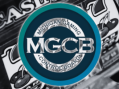 Reguladores de Michigan aumentam a repressão a dezenas de sites ilegais de jogos de azar offshore Os reguladores de Michigan intensificam a repressão a dezenas de sites ilegais de jogos de azar offshore. Michigan ordena que 19 sites de jogos ilegais cessem as operações por violações de licenciamento. Logotipo do Michigan Gaming Control Board sobreposto em um fundo desfocado de caça-níqueis com cerejas e setes visíveis. Homem de Michigan condenado por casa de jogo ilegal