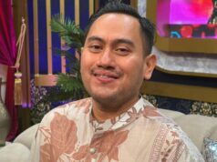 Rei Nassar Sebut Manggung Pakai Baju Aneh-aneh adalah Cura Sejatinya Rei Nassar Sebut Manggung Pakai Baju Aneh-aneh adalah Cura Sejatinya