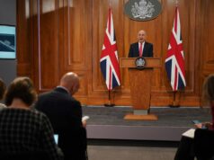 Reino Unido revela operação militar para destruir submarinos russos no Atlântico Norte O secretário de Defesa da Grã-Bretanha, John Healey