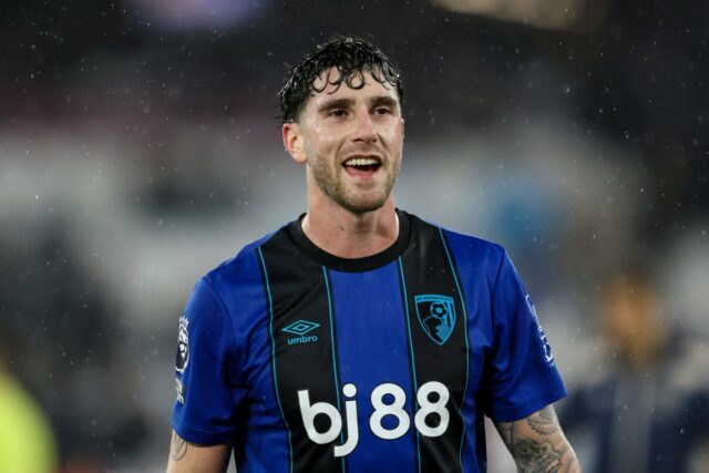 Relatório: Man Utd tem uma bandeira vermelha ao contratar Marcos Relatório: Man Utd tem uma bandeira vermelha ao contratar Marcos Senesi, Ineos prefere outro zagueiro da Premier League