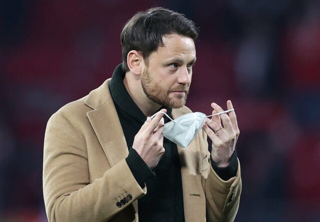 Relatório: O favorito de Christopher Vivell agora decidiu seu próximo passo, ele não vai assinar com o Man Utd
