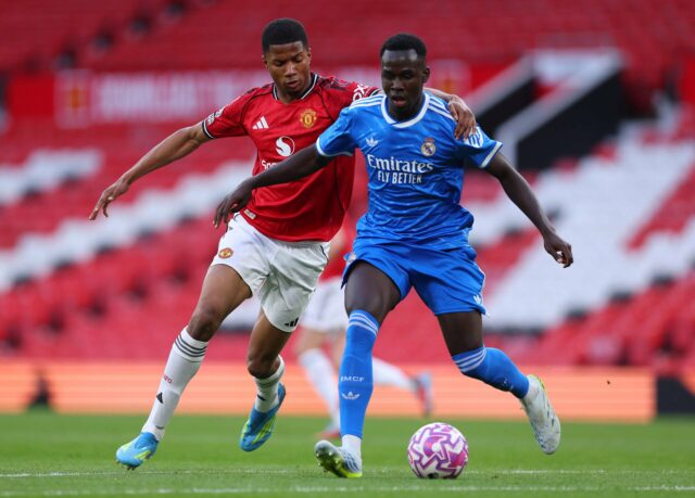 Relatório: O que o Man Utd está planejando fazer com Relatório: O que o Man Utd está planejando fazer com o garoto-prodígio de 18 anos neste verão como próximo passo de desenvolvimento