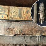 Remoção de tumba egípcia revela pergaminhos de 3.000 anos com segredos ocultos