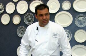 Renomado chef do sul da Califórnia morto em acidente de carro Chef renomado morto em acidente