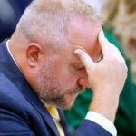 Republicano da Câmara diz que Congresso deveria se afastar da guerra de Trump