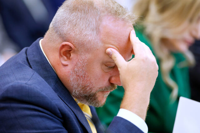 Republicano da Câmara diz que Congresso deveria se afastar da Republicano da Câmara diz que Congresso deveria se afastar da guerra de Trump