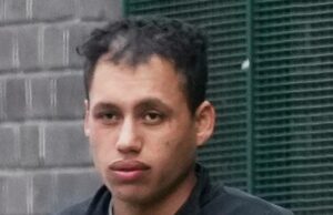 Requerente de asilo que alegou ter filmado um suposto estupro para poder mostrar evidências à polícia ‘está contando um monte de mentiras’, ouve o tribunal Karin Al-Danasurt (foto), 20 anos, compareceu ao Hove Crown Court depois de ser acusado de atacar uma mulher bêbada inconsciente em um ataque 'cínico, predatório e insensível'