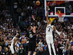 Resumo da NBA: Nuggets quebra sequência de 11 vitórias consecutivas do Spurs na prorrogação Resumo da NBA: Nuggets quebra sequência de 11 vitórias consecutivas do Spurs na prorrogação
