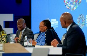 Reuniões do FMI e do Banco Mundial mostram limites na mitigação de choques e dependência dos EUA para soluções Reuniões do FMI e do Banco Mundial mostram limites na mitigação de choques e dependência dos EUA para soluções