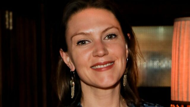 Revelado: mensagens de flerte do príncipe Harry e 'aconchego de Charlotte Griffiths é agora a editora geral do Mail on Sunday.