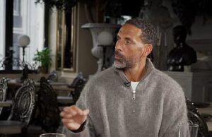 Rio Ferdinand pede que o Man United faça QUATRO contratações neste verão – e revela por que ele não escolheria Sandro Tonali Rio Ferdinand sente que o Manchester United precisa de dois meio-campistas, um lateral e um atacante no verão