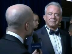 Robert F. Kennedy Jr. aplaude o humor de Trump, mas avisa que o presidente ‘provavelmente ofenderá algumas pessoas’ no WHCD | Vídeo Katie Couric e Jim Acosta