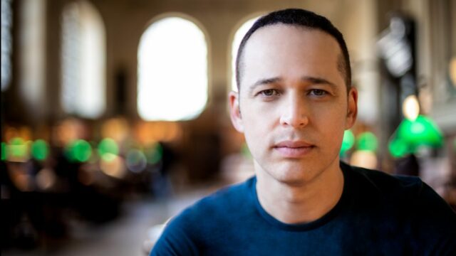 Ron Leshem na Canneseries: 'Há tantas razões pelas quais hoje deve ser a era de ouro do drama global'
