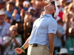 Rory McIlroy vence Masters e se torna o quarto campeão consecutivo Rory McIlroy em ação.