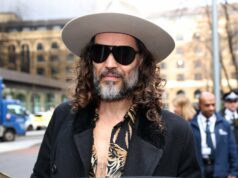 Russell Brand defende dormir com um jovem de 16 anos, mas policiais praticam sexo consensual ‘explorado’ | Vídeo Jogar