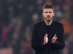 Ryan Giggs apóia Michael Carrick para permanecer como técnico do Man Utd além desta temporada Ryan Giggs apóia Michael Carrick para permanecer como técnico do Man Utd além desta temporada