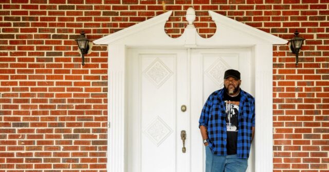 SA Cosby é o rei do Southern Noir – e SA Cosby é o rei do Southern Noir – e ele está vindo para a cidade