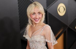 Sabrina Carpenter pede desculpas por confundir chamada de comemoração árabe com yodeling durante apresentação no Coachella: ‘Poderia ter lidado melhor com isso’ Sabrina Carpenter pede desculpas por confundir chamada de comemoração árabe com yodeling durante apresentação no Coachella: 'Poderia ter lidado melhor com isso'