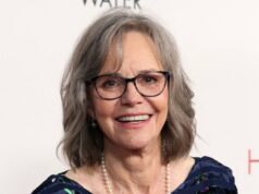 Sally Field revela por que ela desistiu do ‘Clube das Primeiras Esposas’ sem arrependimentos Camisa preta Sally Field ao longo dos anos 2023