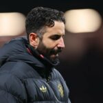 Sam Allardyce e Bryan Robson concordaram sobre por que o ex-técnico do Man Utd teria dificuldades na Premier League