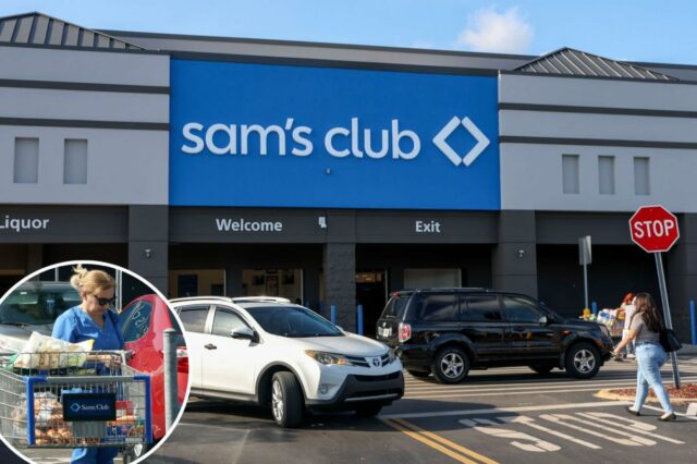 Uma placa do Sam's Club na frente de uma loja com pessoas e carros no estacionamento.
