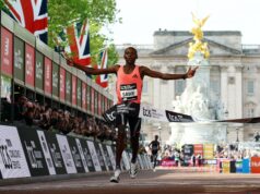Sawe, do Quênia, quebra barreira de duas horas da maratona Sawe, do Quênia, quebra barreira de duas horas da maratona