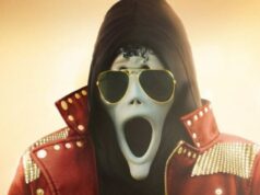 ‘Scary Movie 6’ tem como alvo alegações de abuso infantil de Michael Jackson com pôster paródia de ‘Michael’ e slogan: ‘Touching Fans Everywhere’ 'Scary Movie 6' tem como alvo alegações de abuso infantil de Michael Jackson com pôster paródia de 'Michael' e slogan: 'Touching Fans Everywhere'