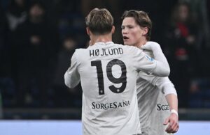 Scott McTominay e Rasmus Hojlund combinam para o gol do Napoli, mas a mídia italiana não perdoa ‘erros’ Scott McTominay e Rasmus Hojlund combinam para o gol do Napoli, mas a mídia italiana não perdoa 'erros'
